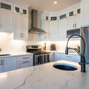 صفحه کابینت طرح سنگ سفید