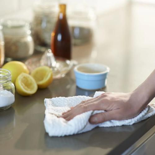 تمیز کردن سنگ صفحه کابینت